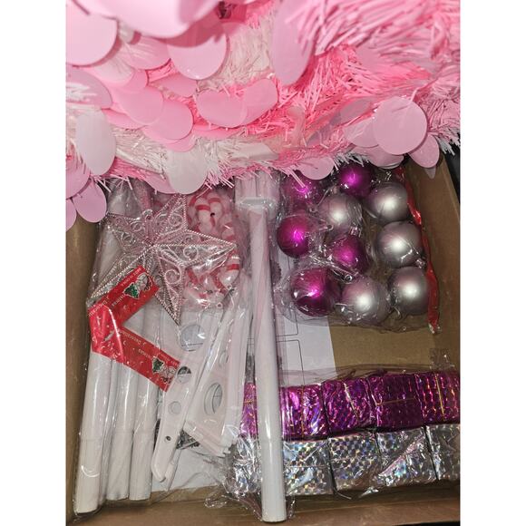 5FT Pop up Christmas Tree Decoration for Indoor, Gold Green Tinsel Pencil Tree w - Picture 2 of 2